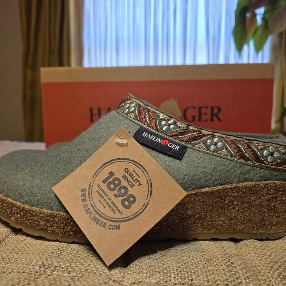 Haflinger "Art Noveau" 2025 Raised Heel Wool Mule in Kiwi, NIB, Runs Large - Picture 3 of 7